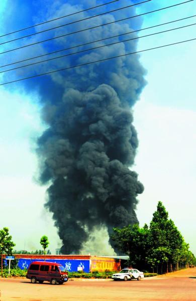 山东鄂尔多斯一工厂厂房爆炸